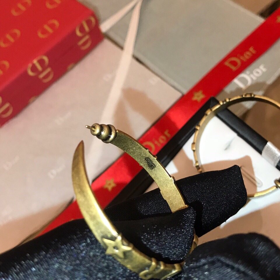 Circular Hoop earrings with antique touch. - Image 3