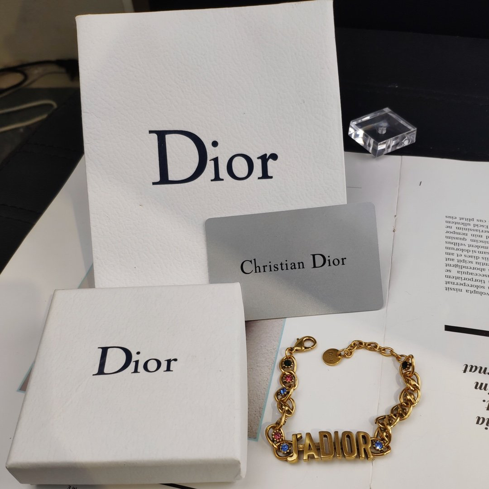 Linked chain Gold bracelet with J@D!0R cut out and Gems inlaid. - Image 4