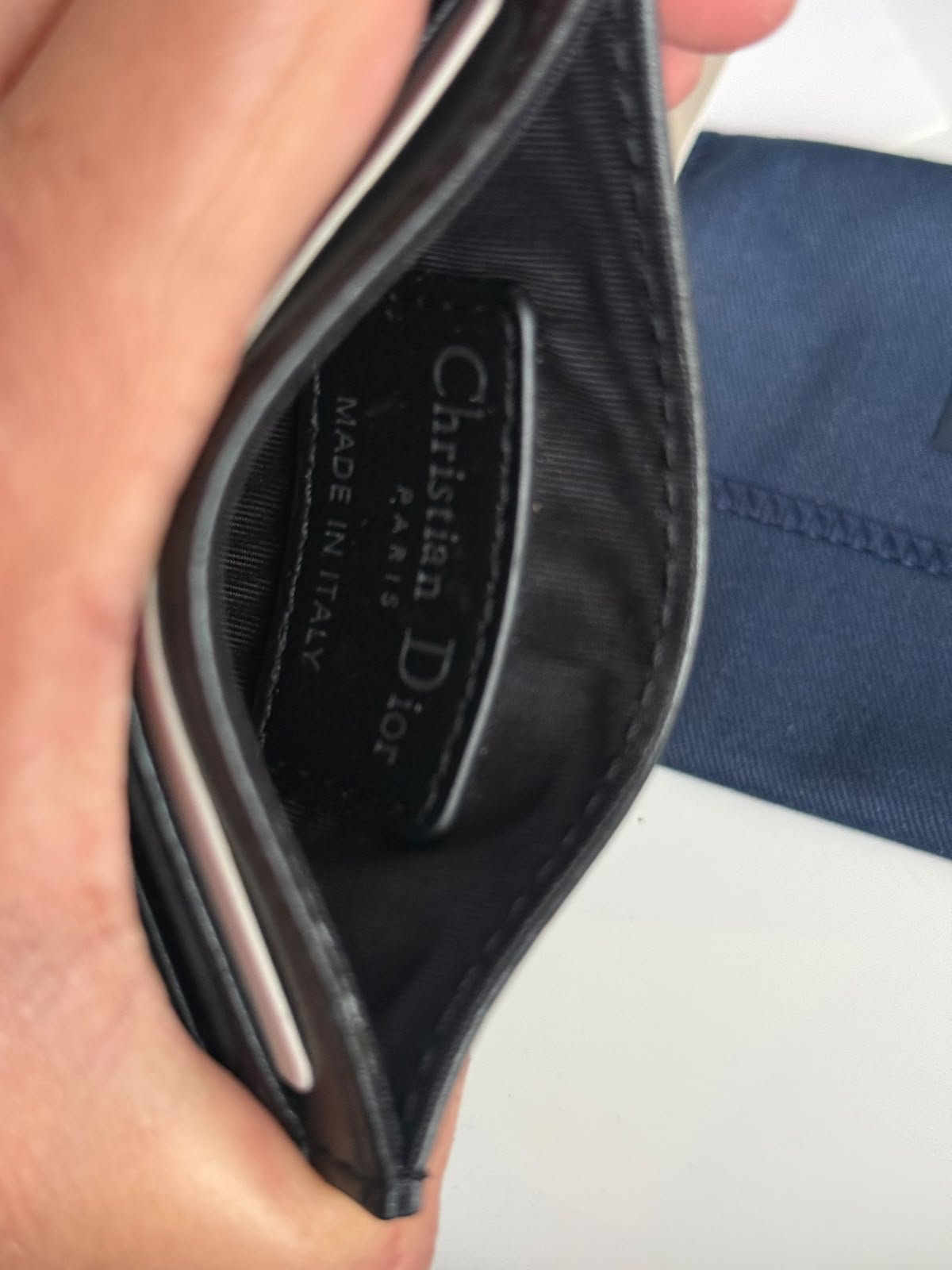 CD Diamond Card Holder featuring the signature geometric CD Diamond canvas pattern and black smooth calfskin trim. - Image 4